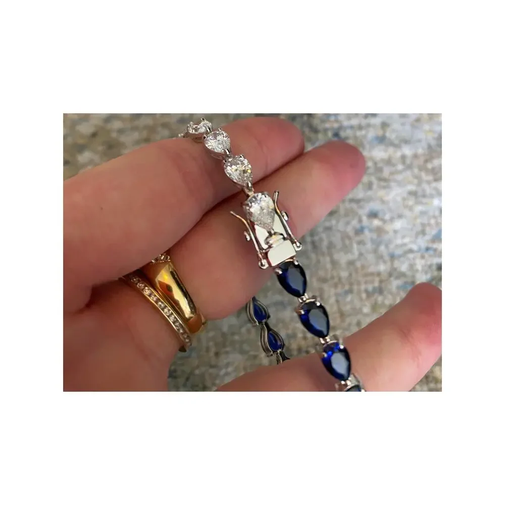 Jennifer Miller Jewelry average fit